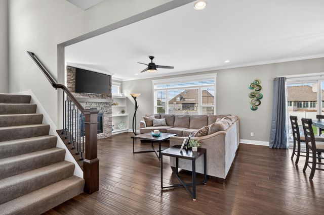 9100 W 97th Place, St. John, IN 46373