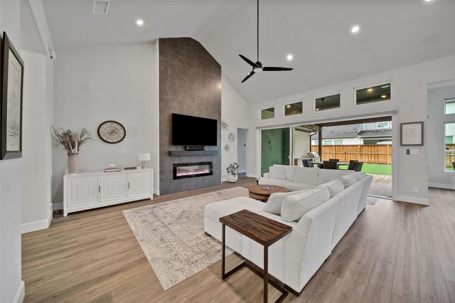 5350 Cherry Spring Drive, Spring, TX 77386