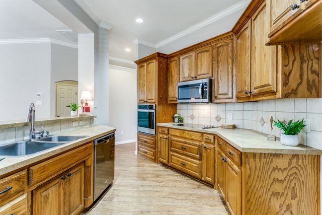 635 WYNDHAM Circle, Keller, TX 76248