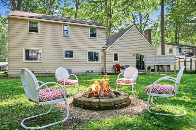 1365 Seminole Drive, Holland, MI 49424