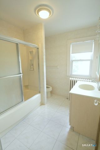 38 Hervey Street, New Haven, CT 06512