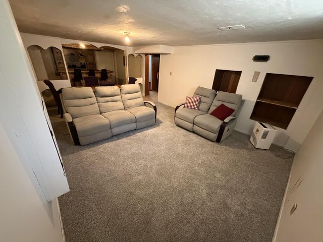 2207 Genessee Avenue, Columbus, OH 43211