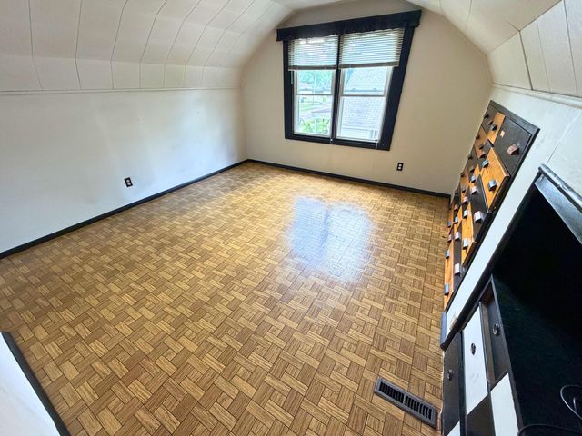 2207 Genessee Avenue, Columbus, OH 43211