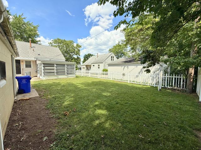 2207 Genessee Avenue, Columbus, OH 43211