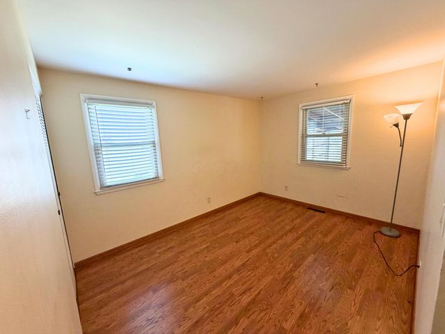 2207 Genessee Avenue, Columbus, OH 43211