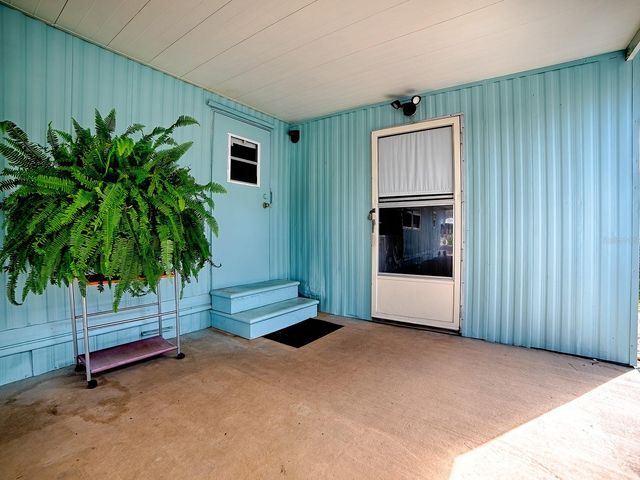 211 RUE DE PARESSE, Tavares, FL 32778