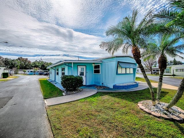 211 RUE DE PARESSE, Tavares, FL 32778