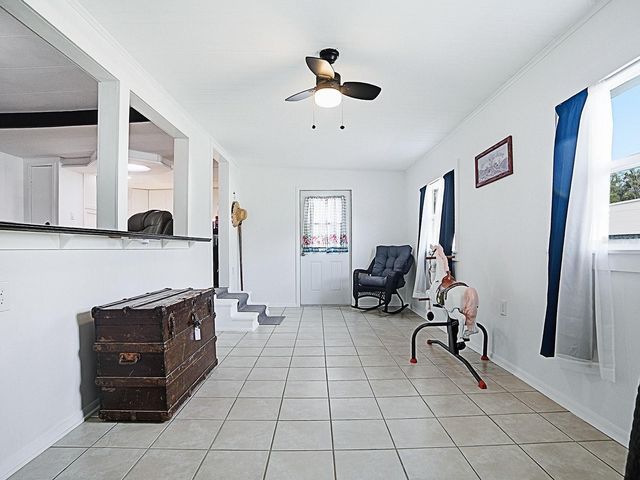 211 RUE DE PARESSE, Tavares, FL 32778