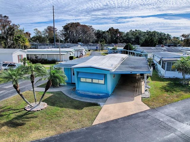 211 RUE DE PARESSE, Tavares, FL 32778