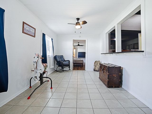 211 RUE DE PARESSE, Tavares, FL 32778