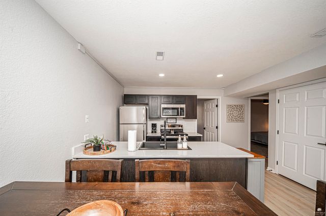 2430 Greenbriar Drive Unit D, Manhattan, KS 66502