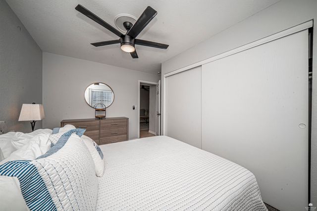 2430 Greenbriar Drive Unit D, Manhattan, KS 66502