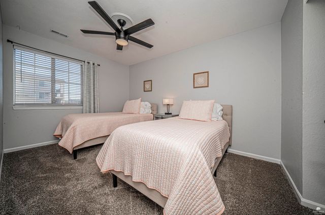 2430 Greenbriar Drive Unit D, Manhattan, KS 66502