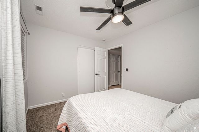 2430 Greenbriar Drive Unit D, Manhattan, KS 66502