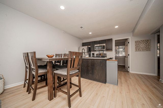 2430 Greenbriar Drive Unit D, Manhattan, KS 66502