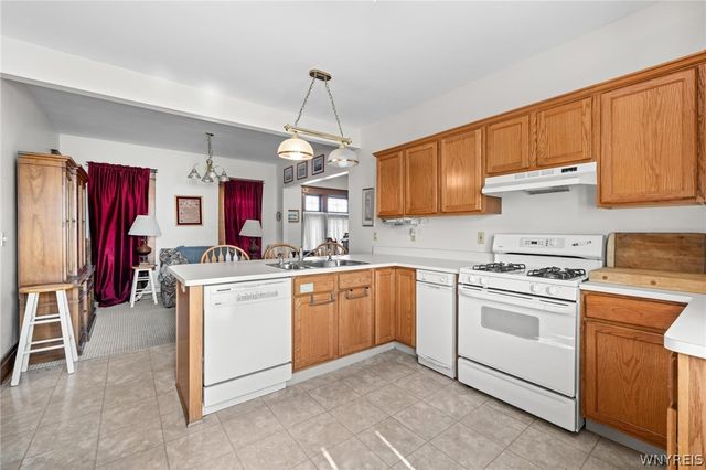 1975 Seneca Street, Buffalo, NY 14210