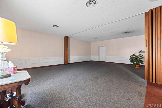 1975 Seneca Street, Buffalo, NY 14210