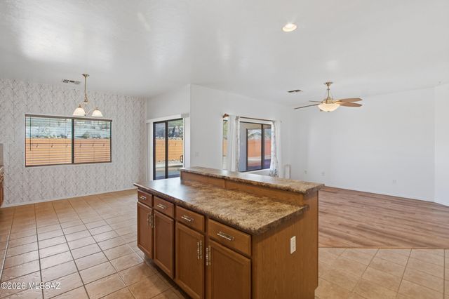 13885 E Camino Costa Teguise, Vail, AZ 85641