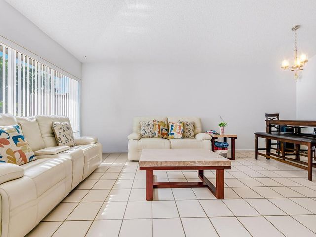 10381 SW 205th Terrace, Cutler Bay, FL 33189