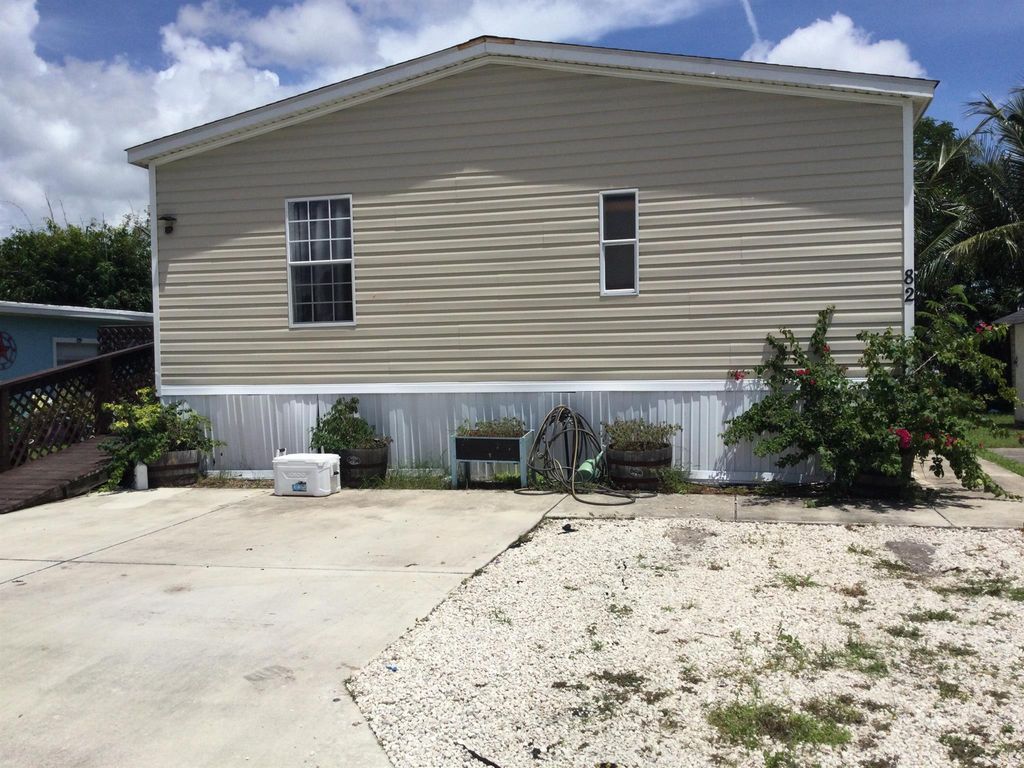 5000 SE Federal Highway 82, Stuart, FL 34997