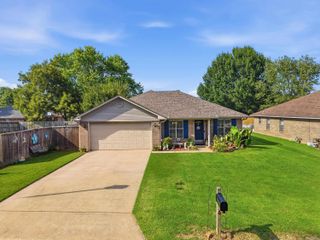 1750 Tuscany Drive, Conway, AR 72034
