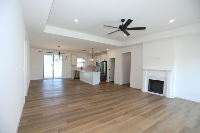 4605 CHAMBERS BAY DR, Columbia, MO 65201