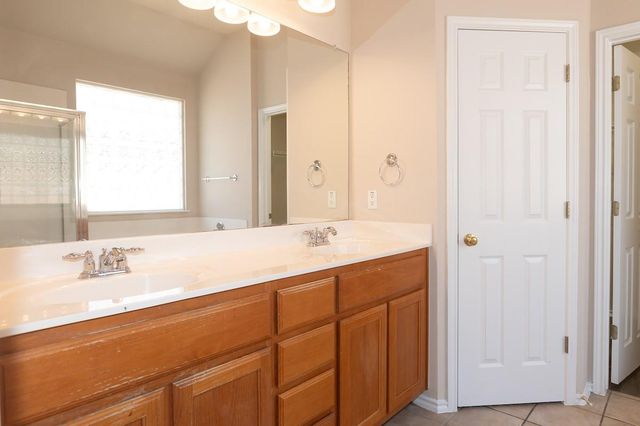 1612 Melissa Oaks LN, Austin, TX 78744