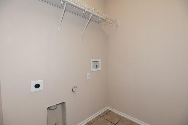 1612 Melissa Oaks LN, Austin, TX 78744