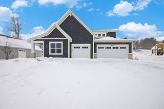 4692 Knapp Bluff Drive Ne, Grand Rapids Twp, MI 49525