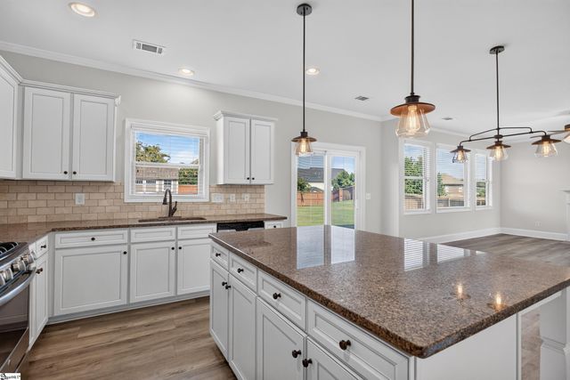 6 Duxbury Lane, Easley, SC 29642
