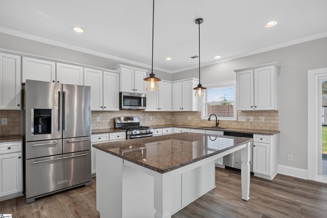 6 Duxbury Lane, Easley, SC 29642