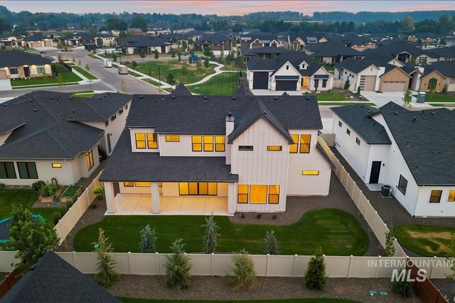 3428 W Golden Barrel St., Eagle, ID 83616