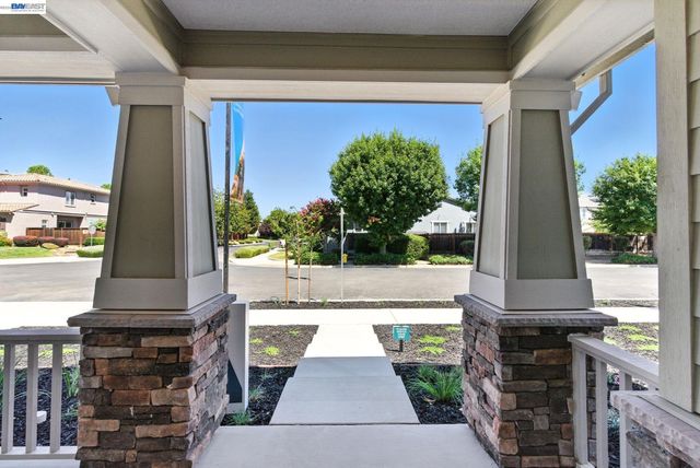 1589 Strathaven Place, Brentwood, CA 94513