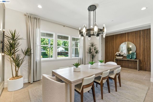 1589 Strathaven Place, Brentwood, CA 94513
