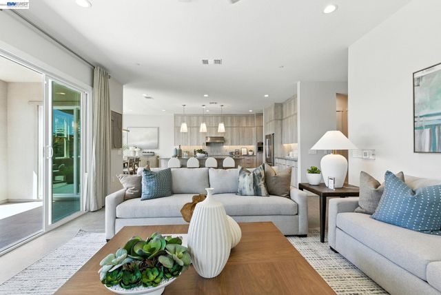 1589 Strathaven Place, Brentwood, CA 94513