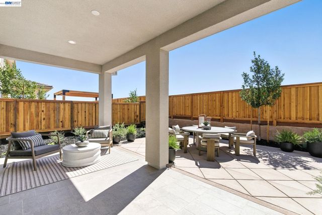 1589 Strathaven Place, Brentwood, CA 94513