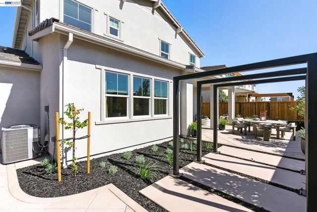 1589 Strathaven Place, Brentwood, CA 94513