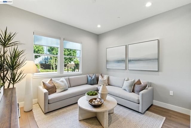 1589 Strathaven Place, Brentwood, CA 94513