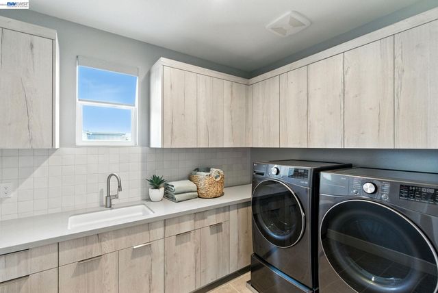 1589 Strathaven Place, Brentwood, CA 94513