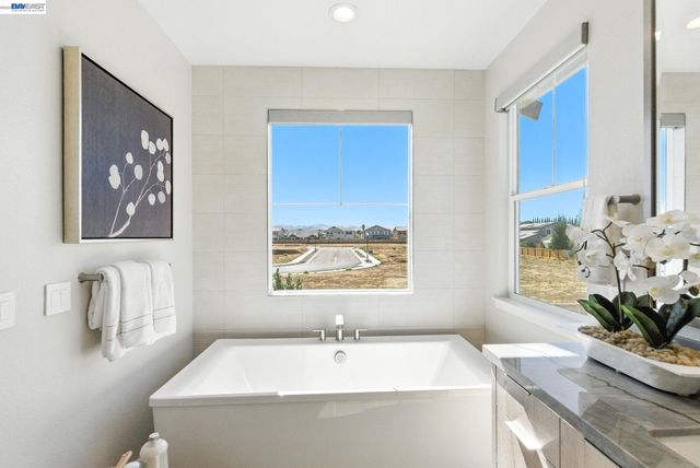 1589 Strathaven Place, Brentwood, CA 94513