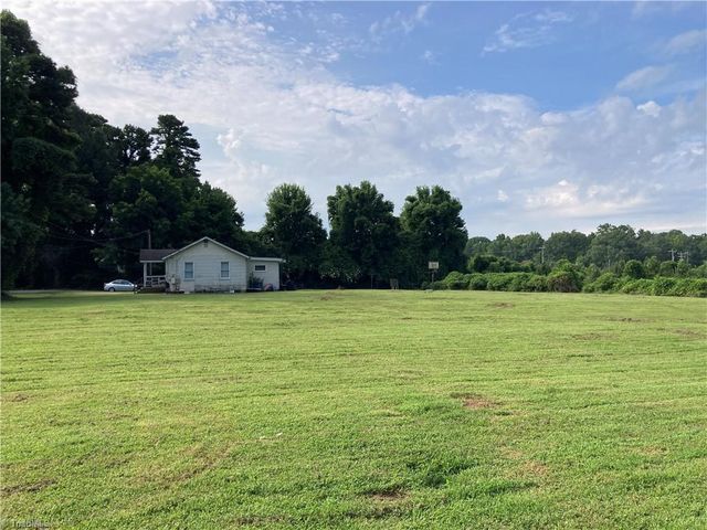 4906-4908 Kitty Hawk Road, Greensboro, NC 27407