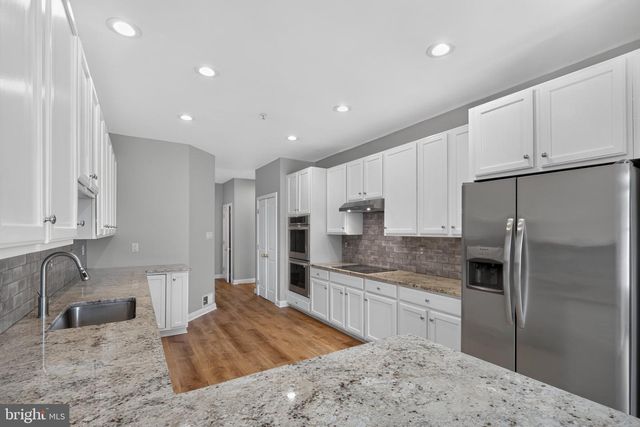 8702 TIMBER OAK LN, Laurel, MD 20723