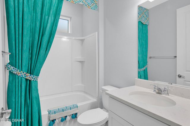 246 Hang Loose Way, Daytona Beach, FL 32124