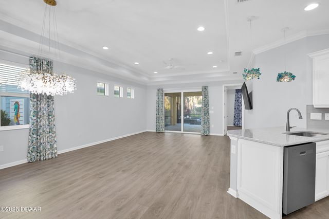 246 Hang Loose Way, Daytona Beach, FL 32124