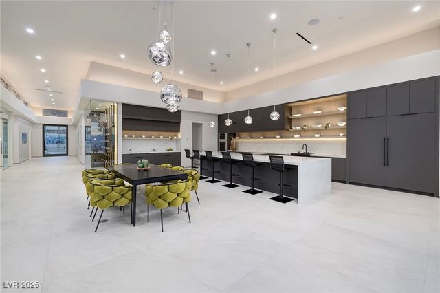 563 Grand Rim Drive, Henderson, NV 89012