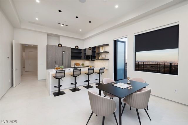 563 Grand Rim Drive, Henderson, NV 89012