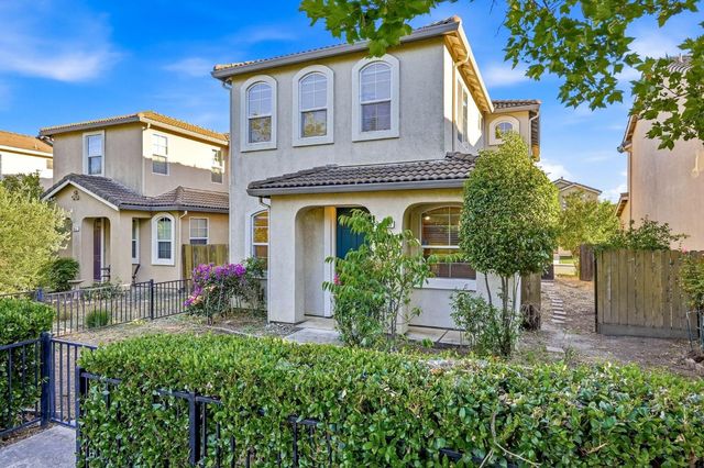 1949 Linden Rd, West Sacramento, CA 95691