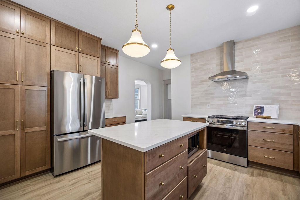 941 Hague Avenue, Saint Paul, MN 55104 — photo 4