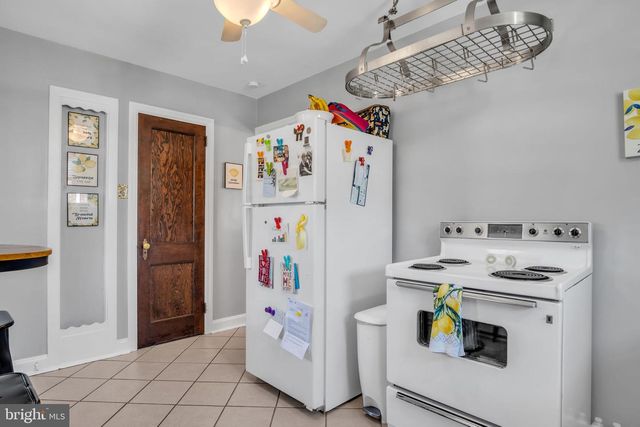 286 WALTON ST, Lemoyne, PA 17043