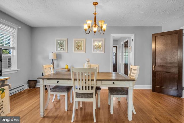 286 WALTON ST, Lemoyne, PA 17043